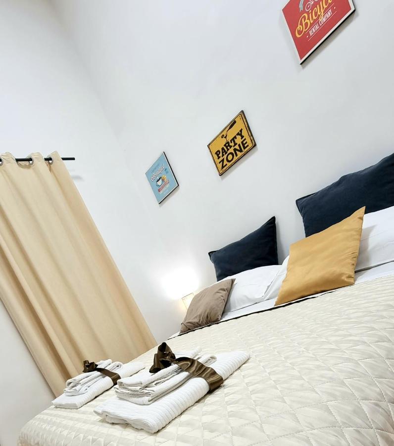 Casa Napoletana - Alighieri Apartment Наполи Екстериор снимка