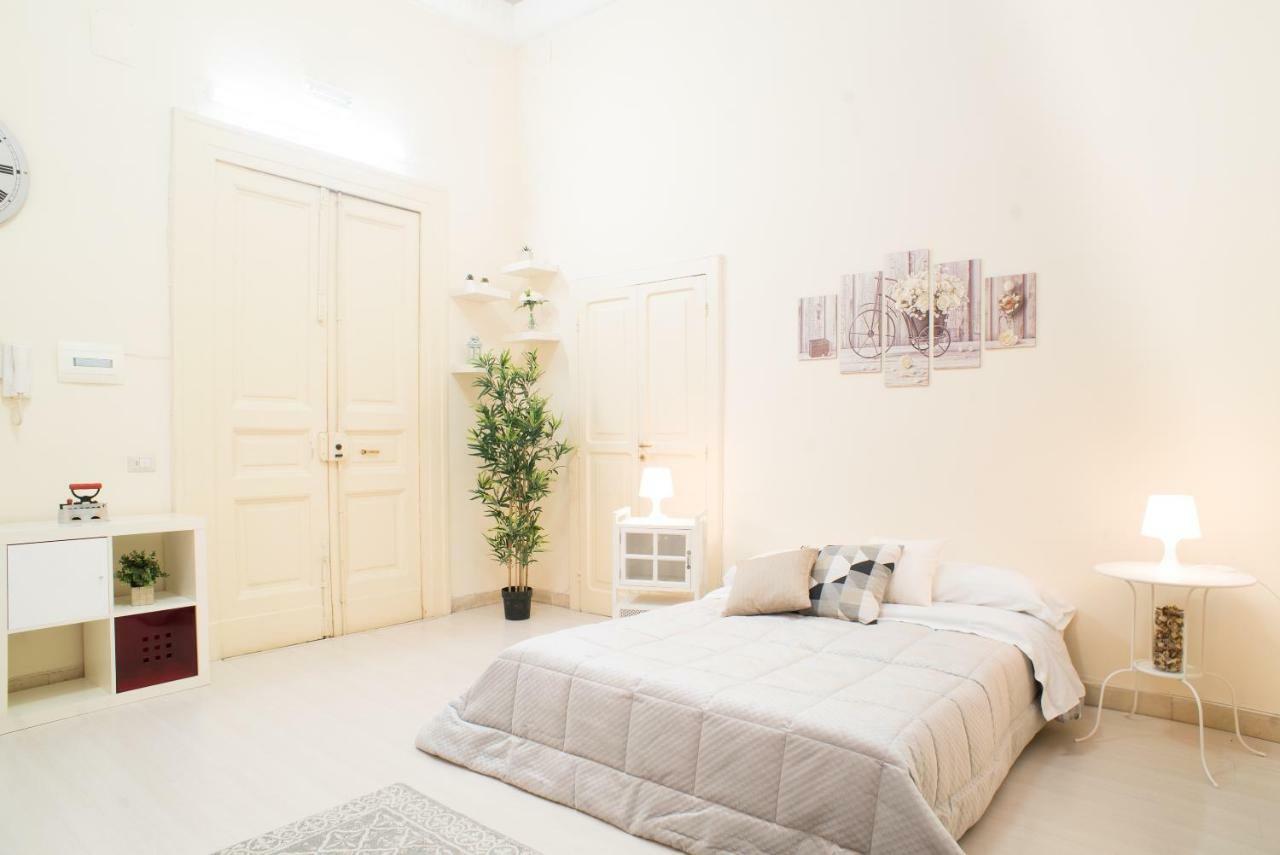 Casa Napoletana - Alighieri Apartment Наполи Екстериор снимка